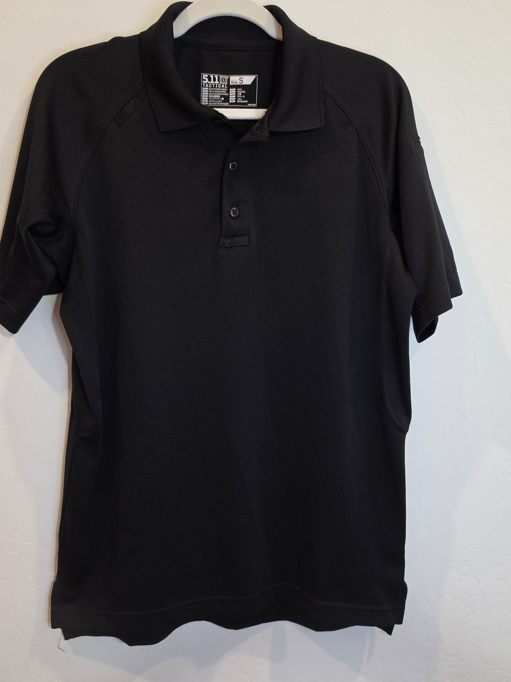 5.11 Tactical Performance Men's Black Polo Shirt 1/4 Button-Up Size Small